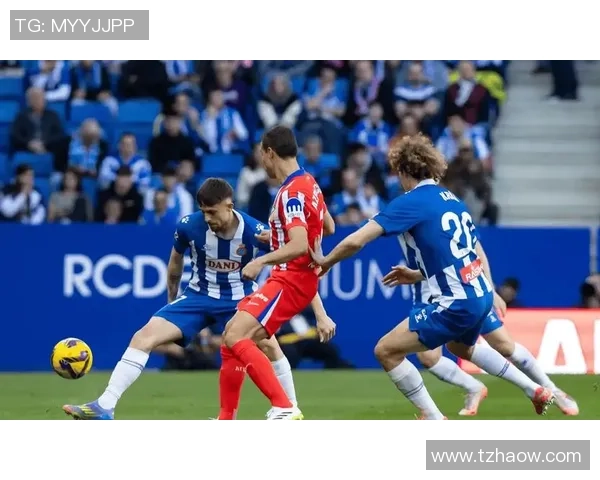 西甲激情四射马竞大胜波尔图引发争议判罚热议