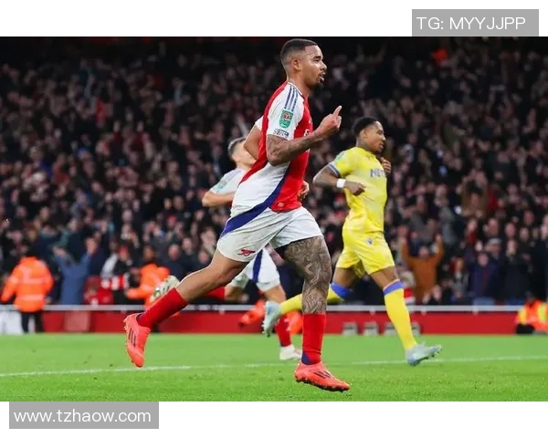 意甲历史冷门莱比锡上演帽子戏法大胜阿森纳引发全场轰动