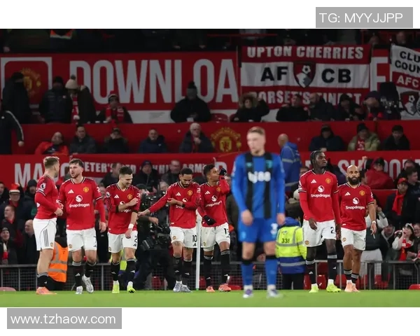 德甲焦点战曼联与阿森纳握手言和全场哀叹惨败瞬间引发热议